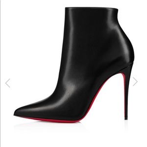 Christian Louboutin So Kate 100mm Booty (EU 37)